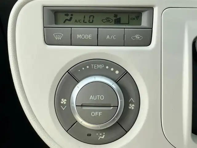 ダイハツ ミラ ココア プラスG 静岡県 2012(平24)年 4.1万km コットンアイボリー パワーステアリング/パワーウィンドウ/アイドリングストップ/オートエアコン/リモコンキー/バックカメラ/純正ナビ(CD/ワンセグ)/ベンチシート/純正フロアマット/ルーフレール/ABS/盗難防止装置/Wエアバック