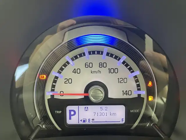 スズキ ハスラー F リミテッド Ⅱ 富山県 2018(平30)年 7.2万km ブルーイッシュブラックパール/シルバー2トーン 社外ディスプレイオーディオ（AM/FM/CD/BT）/バックカメラ/ETC/シートヒーター/衝突被害軽減システム/横滑り防止装置/アイドリングストップ/純正アルミホイール/純正フロアマット/オートキセノンライト/ステアリングスイッチ/電動格納ミラー/スマートキー