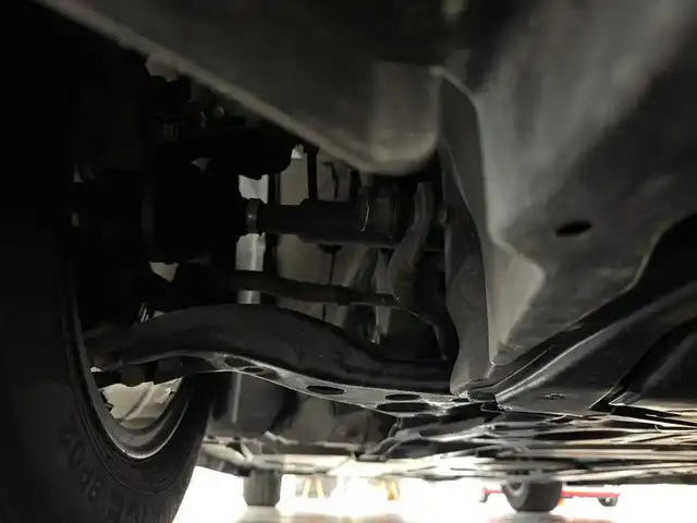 トヨタ プリウス A ツーリングセレクション 三重県 2019(令1)年 2.4万km アティチュードブラックマイカ ハイブリッド/FF/インパネCVT/純正 9インチナビ NSZT-Y68T/（AM/FM/CD/DVD/SD/SDREC/Bluetooth/TV）/バックガイドモニター/モデリスタエアロ（F/S/R下）/ドライブレコーダー 前方/ビルトイン ETC2.0/Toyota Safety Sense/・プリクラッシュセーフティ/・レーンディパーチャーアラート（ハンドル支援あり）/・レーダークルコン/・オートハイビーム/・インテリジェントクリアランスソナー［パーキングサポートブレーキ（静止物）］/・【OP】リヤクロストラフィックアラート/・シンプルインテリジェントパーキングアシスト/など/装備/・合皮シート（ブラック）/・シートヒーター（D/N）/・パワーシート（D8way、ランバーサポート付）/・AC100Vアクセサリーコンセント（1500W）/・オートライト/・LED ヘッドランプ＆フロントフォグランプ/・【OP】ナビレディセット（バックカメラ、ステアリングスイッチ）/・オートエアコン/・純正15inAW（ホイールカバー付）/・プッシュスタート/・スマートキーx2/・ウインカー付電動格納ドアミラー/・保/取/ナビ取/など