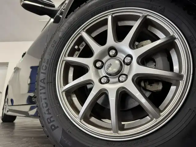 トヨタ プリウス A ツーリングセレクション 三重県 2019(令1)年 2.4万km アティチュードブラックマイカ ハイブリッド/FF/インパネCVT/純正 9インチナビ NSZT-Y68T/（AM/FM/CD/DVD/SD/SDREC/Bluetooth/TV）/バックガイドモニター/モデリスタエアロ（F/S/R下）/ドライブレコーダー 前方/ビルトイン ETC2.0/Toyota Safety Sense/・プリクラッシュセーフティ/・レーンディパーチャーアラート（ハンドル支援あり）/・レーダークルコン/・オートハイビーム/・インテリジェントクリアランスソナー［パーキングサポートブレーキ（静止物）］/・【OP】リヤクロストラフィックアラート/・シンプルインテリジェントパーキングアシスト/など/装備/・合皮シート（ブラック）/・シートヒーター（D/N）/・パワーシート（D8way、ランバーサポート付）/・AC100Vアクセサリーコンセント（1500W）/・オートライト/・LED ヘッドランプ＆フロントフォグランプ/・【OP】ナビレディセット（バックカメラ、ステアリングスイッチ）/・オートエアコン/・純正15inAW（ホイールカバー付）/・プッシュスタート/・スマートキーx2/・ウインカー付電動格納ドアミラー/・保/取/ナビ取/など