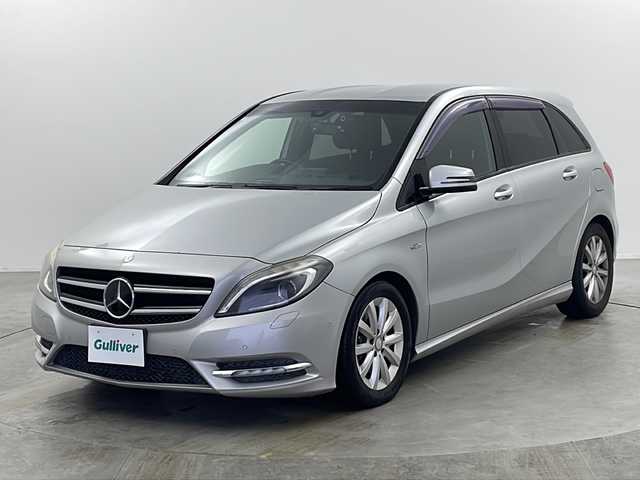 メルセデス・ベンツ Ｂ１８０ ブルーエフィシェンシー スポーツ 栃木県 2012(平24)年 8.9万km ポーラシルバー 純正ナビ/（フルセグTV/Bluetooth/AM/FM/CD)/バックカメラ/ドライブレコーダー(前後)/クルーズコントロール/ETC/純正フロアマット/リモコンキー