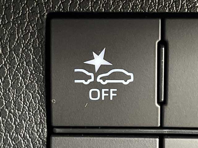 ダイハツ ムーヴ キャンバス ストライプス G 鹿児島県 2025(令7)年 0.2万km シャイニングホワイトパール/ファイアークォーツレッドメタリック 純正ナビ/（CD/DVD/BT/フルセグTV）/衝突被害軽減ブレーキ/シートヒーター/レーンキープアシスト/両側パワースライドドア/スマートアシスト/バックカメラ/フロアマット/クルーズコントロール/アイドリングストップ/LEDヘッドライト/オートハイビーム/前後コーナーセンサー