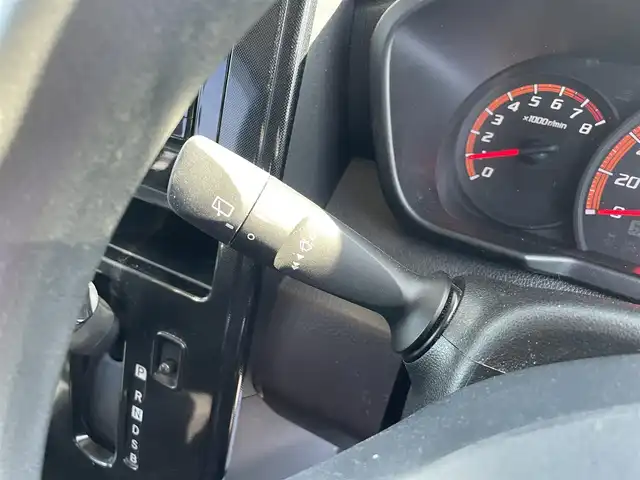 トヨタ ルーミー G S 神奈川県 2017(平29)年 8.9万km パールホワイトⅢ (株)IDOMが運営する【じしゃロン秦野店】の自社ローン専用車両になります。こちらは現金またはオートローンご利用時の価格です。自社ローンご希望の方は別途その旨お申付け下さい/社外SEDナビ/Bluetooth/フルセグTV/CD/DVD/バックカメラ/ETC/両側パワスラ/社外前方ドラレコ/衝突軽減/横スベリ/クルコン/オートライト/LEDヘッドライト/スマートキー×２/プッシュエンジンスタート