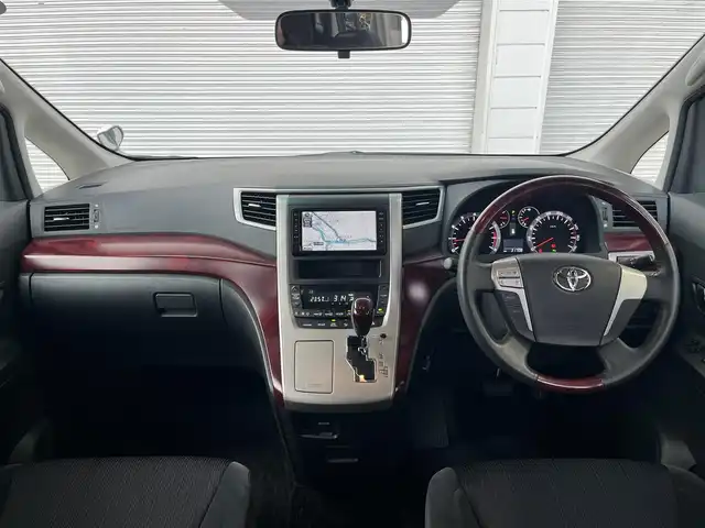 トヨタ ヴェルファイア 2．4Z 高知県 2008(平20)年 3.2万km ホワイトパールクリスタルシャイン 純正ナビ/　CD/DVD/AM/FM/ワンセグTV/バックカメラ/ETC/MTモード付AT/プッシュスタート/スマートキー/片側パワースライドドア/3列目シート/HIDヘッドライト/純正18インチアルミホイール/純正フロアマット/オートライト/ドアバイザー/横滑り防止装置/ABS/盗難防止装置