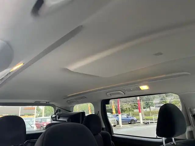 トヨタ ヴェルファイア 2．4Z 高知県 2008(平20)年 3.2万km ホワイトパールクリスタルシャイン 純正ナビ/　CD/DVD/AM/FM/ワンセグTV/バックカメラ/ETC/MTモード付AT/プッシュスタート/スマートキー/片側パワースライドドア/3列目シート/HIDヘッドライト/純正18インチアルミホイール/純正フロアマット/オートライト/ドアバイザー/横滑り防止装置/ABS/盗難防止装置