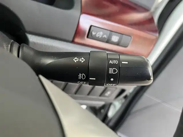 トヨタ ヴェルファイア 2．4Z 高知県 2008(平20)年 3.2万km ホワイトパールクリスタルシャイン 純正ナビ/　CD/DVD/AM/FM/ワンセグTV/バックカメラ/ETC/MTモード付AT/プッシュスタート/スマートキー/片側パワースライドドア/3列目シート/HIDヘッドライト/純正18インチアルミホイール/純正フロアマット/オートライト/ドアバイザー/横滑り防止装置/ABS/盗難防止装置