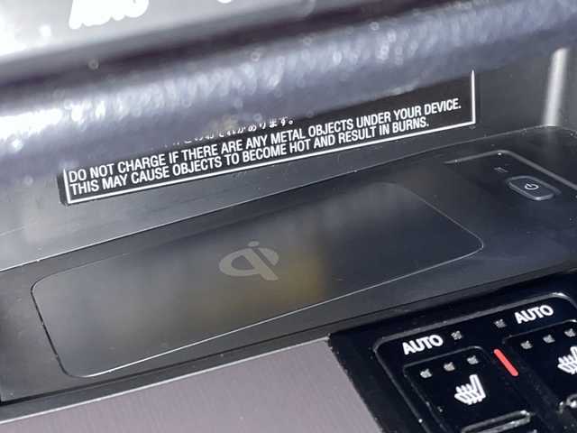 レクサス ＲＸ 300 Fスポーツ 新潟県 2019(平31)年 5.8万km ホワイトノーヴァガラスフレーク ムーンルーフ/パノラミックビューモニター/2列目パワーシート/純正ナビ/ETC/ドライブレコーダー/レーダー探知機/LEDヘッドライト/純正20インチアルミホイール/パワーバックドア/クリアランスソナー/赤革シート/シートヒーター/ベンチレーション/スマートキー/スペアキー/エンジンスターター