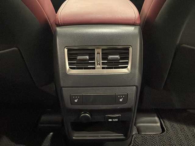 レクサス ＲＸ 300 Fスポーツ 新潟県 2019(平31)年 5.8万km ホワイトノーヴァガラスフレーク ムーンルーフ/パノラミックビューモニター/2列目パワーシート/純正ナビ/ETC/ドライブレコーダー/レーダー探知機/LEDヘッドライト/純正20インチアルミホイール/パワーバックドア/クリアランスソナー/赤革シート/シートヒーター/ベンチレーション/スマートキー/スペアキー/エンジンスターター