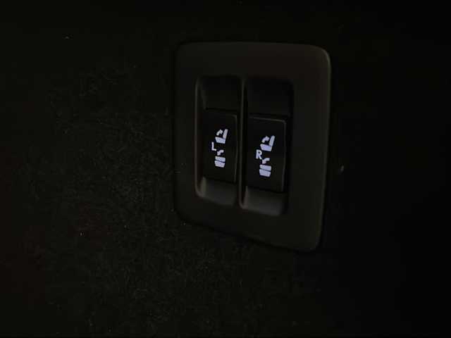 レクサス ＲＸ 300 Fスポーツ 新潟県 2019(平31)年 5.8万km ホワイトノーヴァガラスフレーク ムーンルーフ/パノラミックビューモニター/2列目パワーシート/純正ナビ/ETC/ドライブレコーダー/レーダー探知機/LEDヘッドライト/純正20インチアルミホイール/パワーバックドア/クリアランスソナー/赤革シート/シートヒーター/ベンチレーション/スマートキー/スペアキー/エンジンスターター