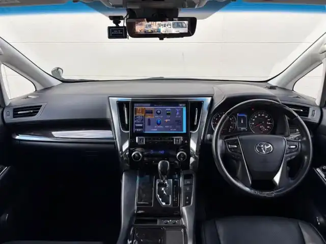 トヨタ アルファード S Cパッケージ 茨城県 2018(平30)年 5.9万km ブラック 純正ナビ/　(AM/FM/CD/DVD/USB/Bluetooth/フルセグ)/バックカメラ/モデリスタエアロ(フロント/サイド/リア)/ドライブレコーダー/レーダークルーズコントロール/サンルーフ/両側パワースライドドア/ETC/LEDヘッドライト/電動リアゲート/パワーシート/エアシート/オットマン/ステアリングヒーター/レーンキープアシスト/コーナーセンサー/パワーステアリング/W+サイドエアバック/純正アルミホイール
