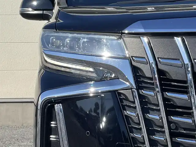 トヨタ アルファード S Cパッケージ 茨城県 2018(平30)年 5.9万km ブラック 純正ナビ/　(AM/FM/CD/DVD/USB/Bluetooth/フルセグ)/バックカメラ/モデリスタエアロ(フロント/サイド/リア)/ドライブレコーダー/レーダークルーズコントロール/サンルーフ/両側パワースライドドア/ETC/LEDヘッドライト/電動リアゲート/パワーシート/エアシート/オットマン/ステアリングヒーター/レーンキープアシスト/コーナーセンサー/パワーステアリング/W+サイドエアバック/純正アルミホイール