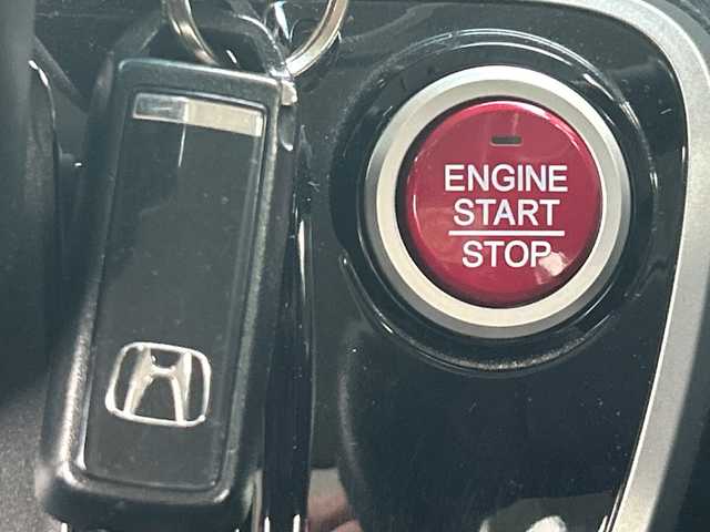 ホンダ Ｎ ＢＯＸ カスタム G Lパッケージ 富山県 2013(平25)年 5.8万km クリスタルブラックパール ワンオーナー/禁煙車/社外メモリナビ/型式：NX502/【ワンセグTV/CD/DVD/USB/ipod/AUX】/プッシュスタート/スマートキー×２/片側パワースライドドア/純正アルミホイール/純正フロアマット/オートライト/アイドリングストップ/オートエアコン/ドアバイザー