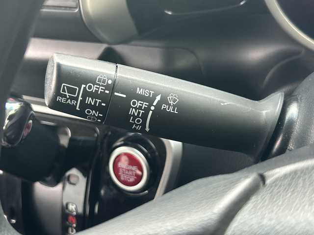 ホンダ Ｎ ＢＯＸ カスタム G Lパッケージ 富山県 2013(平25)年 5.8万km クリスタルブラックパール ワンオーナー/禁煙車/社外メモリナビ/型式：NX502/【ワンセグTV/CD/DVD/USB/ipod/AUX】/プッシュスタート/スマートキー×２/片側パワースライドドア/純正アルミホイール/純正フロアマット/オートライト/アイドリングストップ/オートエアコン/ドアバイザー