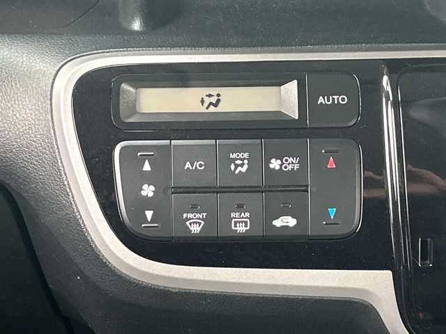 ホンダ Ｎ ＢＯＸ カスタム G Lパッケージ 富山県 2013(平25)年 5.8万km クリスタルブラックパール ワンオーナー/禁煙車/社外メモリナビ/型式：NX502/【ワンセグTV/CD/DVD/USB/ipod/AUX】/プッシュスタート/スマートキー×２/片側パワースライドドア/純正アルミホイール/純正フロアマット/オートライト/アイドリングストップ/オートエアコン/ドアバイザー