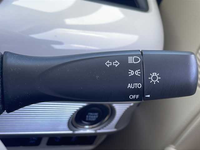 スズキ スペーシア HYBRID X 沖縄県 2020(令2)年 5.1万km シフォンアイボリーM ワンオーナー/純正ナビ（CN-RZ753W）/　（AM/FM/CD/DVD/BT）/フルセグTV/全周囲カメラ/セーフティサポート/・デュアルセンサーブレーキサポート/・誤発進抑制機能/・車線逸脱警報機能/・ふらつき警報機能/・ハイビームアシスト/・後退時ブレーキサポート/・リアパーキングセンサー/ヘッドアップディスプレイ/ビルトインETC/両側パワースライドドア/シートヒーター/純正フロアマット/スペアキー×1/取扱説明書/保証書