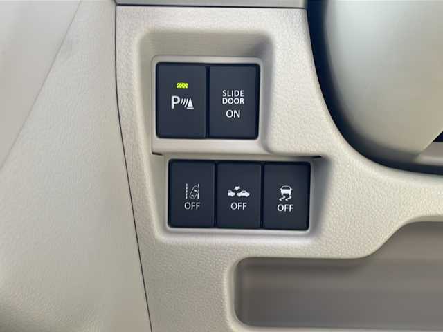 スズキ スペーシア HYBRID X 沖縄県 2020(令2)年 5.1万km シフォンアイボリーM ワンオーナー/純正ナビ（CN-RZ753W）/　（AM/FM/CD/DVD/BT）/フルセグTV/全周囲カメラ/セーフティサポート/・デュアルセンサーブレーキサポート/・誤発進抑制機能/・車線逸脱警報機能/・ふらつき警報機能/・ハイビームアシスト/・後退時ブレーキサポート/・リアパーキングセンサー/ヘッドアップディスプレイ/ビルトインETC/両側パワースライドドア/シートヒーター/純正フロアマット/スペアキー×1/取扱説明書/保証書