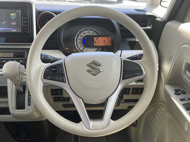スズキ スペーシア HYBRID X 沖縄県 2020(令2)年 5.1万km シフォンアイボリーM ワンオーナー/純正ナビ（CN-RZ753W）/　（AM/FM/CD/DVD/BT）/フルセグTV/全周囲カメラ/セーフティサポート/・デュアルセンサーブレーキサポート/・誤発進抑制機能/・車線逸脱警報機能/・ふらつき警報機能/・ハイビームアシスト/・後退時ブレーキサポート/・リアパーキングセンサー/ヘッドアップディスプレイ/ビルトインETC/両側パワースライドドア/シートヒーター/純正フロアマット/スペアキー×1/取扱説明書/保証書