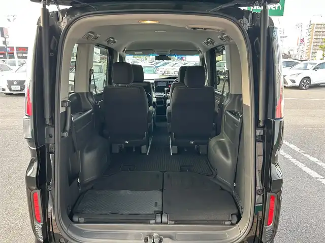 ホンダ ステップワゴン スパーダ 徳島県 2015(平27)年 5.7万km プレミアムスパークルブラックパール ナビ【AVN-Z04i】/レーダークルーズコントロール/両側パワースライドドア/純正１６インチアルミホイール/純正フロアマット/衝突被害軽減システム/レーンキープアシスト/横滑り防止装置/盗難防止装置/バックカメラ/ETC/プッシュスタート/スマートキー