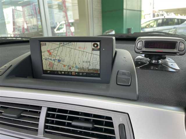 ＢＭＷ Ｚ４ 2．2i 埼玉県 2004(平16)年 1万km シルバー ワンオーナー/AIS検査済み/禁煙車/登録時走行9628キロ/オプション電動オープン/DSC/・ダイナミック/スタビリティ/コントロール/純正16インチアルミホイール/サイドエアバッグ/フロアマット/キーレス/スペアキー/新車保証書/取扱説明書