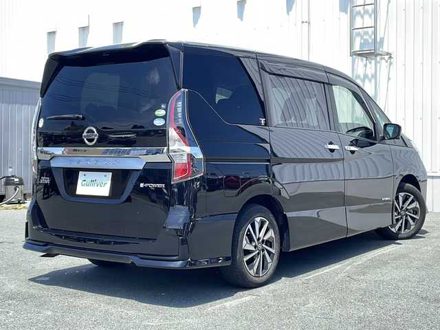 日産 セレナ e－パワー ハイウェイスター V 三重県 2020(令2)年 5万km ダイヤモンドブラック プッシュスタート/電動格納ミラー/両側パワースライドドア/オートライト/クルーズコントロール/ビルトインETC/ステアリングスイッチ/革巻きステアリング/VIEWモニター/横滑り防止/側方支援/後側方支援/エマージェンシーブレーキ/道路標識表示/速度標識表示/駐車支援/ふらつき警報/前方ドライブレコーダー/全周囲モニター/純正10型ナビ(AM/FM/CD/DVD/TV/BT)/ブラインドスポットモニター/コーナーセンサー/純正後席モニター/リアサンシェード/スペアキー/純正フロアマット/ウォークスルー/LEDヘッドライト/取扱説明書/ナビ取扱説明書/禁煙車