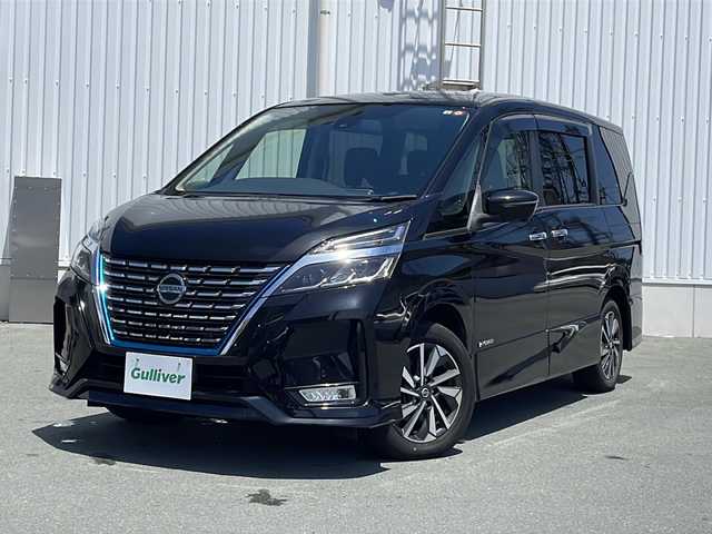 日産 セレナ e－パワー ハイウェイスター V 三重県 2020(令2)年 5万km ダイヤモンドブラック プッシュスタート/電動格納ミラー/両側パワースライドドア/オートライト/クルーズコントロール/ビルトインETC/ステアリングスイッチ/革巻きステアリング/VIEWモニター/横滑り防止/側方支援/後側方支援/エマージェンシーブレーキ/道路標識表示/速度標識表示/駐車支援/ふらつき警報/前方ドライブレコーダー/全周囲モニター/純正10型ナビ(AM/FM/CD/DVD/TV/BT)/ブラインドスポットモニター/コーナーセンサー/純正後席モニター/リアサンシェード/スペアキー/純正フロアマット/ウォークスルー/LEDヘッドライト/取扱説明書/ナビ取扱説明書/禁煙車