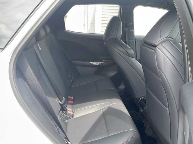 レクサス ＬＢＸ モリゾウ RR 千葉県 2025(令7)年 0.1万km パール ナビ 全方位カメラ 黒革シート シートヒーター ステアヒーター 置くだけ充電 タイプC HUD 2.0ETC BT 電動リアドア AWD ターボ 19AW LED オートライト 安心降車アシスト