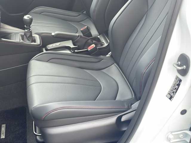 レクサス ＬＢＸ モリゾウ RR 千葉県 2025(令7)年 0.1万km パール ナビ 全方位カメラ 黒革シート シートヒーター ステアヒーター 置くだけ充電 タイプC HUD 2.0ETC BT 電動リアドア AWD ターボ 19AW LED オートライト 安心降車アシスト