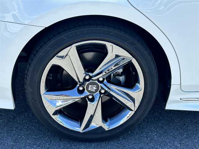 トヨタ クラウン ハイブリッド RS アドバンス 奈良県 2019(令1)年 4.6万km ホワイトパールクリスタルシャイン フルセグメーカーナビ　/Ｂｌｕｅｔｏｏｔｈ　/ＣＤ／ＤＶＤ　/ＵＳＢ　/ブラインドスポットモニター　/電動パーキングブレーキ　/ブレーキホールド　/ステアリングヒーター　/前席シートヒーター　/ＨＵＤ/バックカメラ/ＥＴＣ２．０/ドライブレコーダー/純正フロアマット/純正アルミホイール/３眼ＬＥＤヘッドライト/オートハイビーム/トヨタセーフティセンス