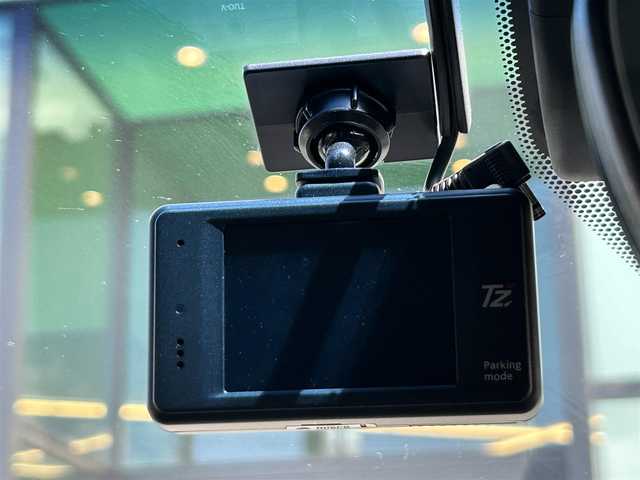 トヨタ クラウン ハイブリッド RS アドバンス 埼玉県 2019(令1)年 4.6万km ホワイトパールクリスタルシャイン トヨタセーフティセンス/メーカーナビ　/　(Bluetooth/CD/DVD/USB)/フルセグテレビ/バックカメラ　/ブラインドスポットモニター　/電動パーキングブレーキ　/ブレーキホールド　/ステアリングヒーター　/前席シートヒーター　/ＨＵＤ/バックカメラ/ＥＴＣ２．０/ドライブレコーダー/純正フロアマット/純正アルミホイール/３眼ＬＥＤヘッドライト/オートハイビーム