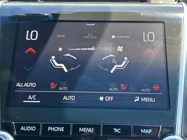 トヨタ クラウン ハイブリッド RS アドバンス 埼玉県 2019(令1)年 4.6万km ホワイトパールクリスタルシャイン トヨタセーフティセンス/メーカーナビ　/　(Bluetooth/CD/DVD/USB)/フルセグテレビ/バックカメラ　/ブラインドスポットモニター　/電動パーキングブレーキ　/ブレーキホールド　/ステアリングヒーター　/前席シートヒーター　/ＨＵＤ/バックカメラ/ＥＴＣ２．０/ドライブレコーダー/純正フロアマット/純正アルミホイール/３眼ＬＥＤヘッドライト/オートハイビーム