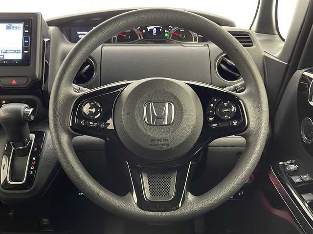 ホンダ Ｎ ＢＯＸ カスタム L 宮崎県 2021(令3)年 4.8万km クリスタルブラックパール 禁煙車/ホンダセンシング/純正ナビTV/（VXM-214VFi/CD/DVD/Bluetooth/フルセグTV)/純正バックカメラ/純正LEDオートライト/純正LEDフォグ/純正14インチアルミ/純正エアロ/純正ルーフエンドスポイラー/純正フロアマット/左側電動スライドドア/アダプティブクルーズコントロール/レーンディパーチャーアラート/クリアランスソナー/オートエアコン/シートヒーター/ウインカードアミラー/ETC/スマートキー/プッシュエンジンスタート/新車時保証書/取扱い説明書