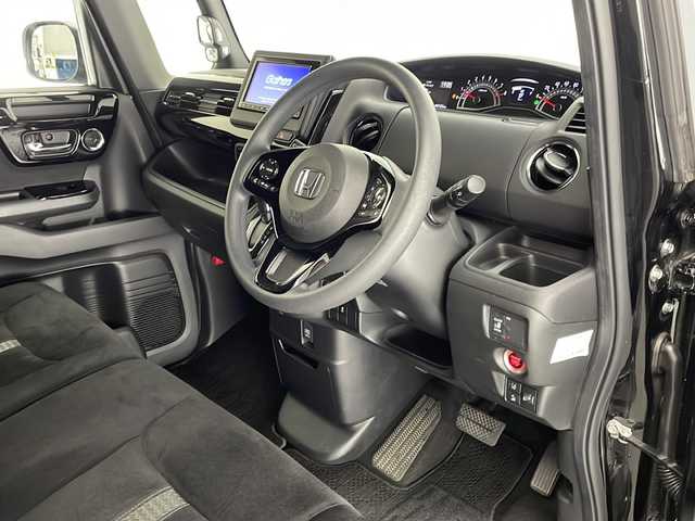 ホンダ Ｎ ＢＯＸ カスタム L 宮崎県 2021(令3)年 4.8万km クリスタルブラックパール 禁煙車/ホンダセンシング/純正ナビTV/（VXM-214VFi/CD/DVD/Bluetooth/フルセグTV)/純正バックカメラ/純正LEDオートライト/純正LEDフォグ/純正14インチアルミ/純正エアロ/純正ルーフエンドスポイラー/純正フロアマット/左側電動スライドドア/アダプティブクルーズコントロール/レーンディパーチャーアラート/クリアランスソナー/オートエアコン/シートヒーター/ウインカードアミラー/ETC/スマートキー/プッシュエンジンスタート/新車時保証書/取扱い説明書