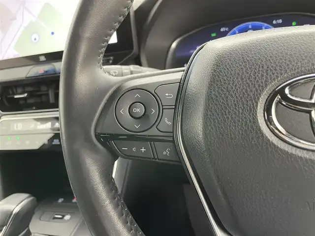 トヨタ ハリアー Z 岡山県 2022(令4)年 3.2万km ブラック 純正12.3インチディスプレイオーディオ/【Carplay/BT/USB/フルセグTV】/パノラマルーフ/JBLプレミアムサウンドシステム/パノラミックビューモニター/ETC2.0/純正1９インチアルミ/ステアリングスイッチ/チルトステアリング/ウィンカーミラー/純正ドアバイザー/横滑り防止機能/プッシュスタート/追従型クルーズコントロール/オートハイビーム/LEDヘッドライト（AUTO機能付き）/運転席パワーシート/衝突軽減ブレーキシステム/車線逸脱防止システム/横滑り防止装置/コーナーセンサー（前後）/社外フロアマット/プッシュスタート