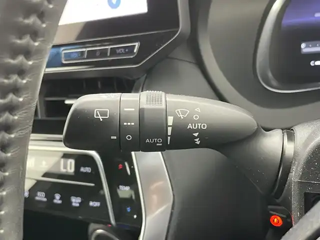 トヨタ ハリアー Z 岡山県 2022(令4)年 3.2万km ブラック 純正12.3インチディスプレイオーディオ/【Carplay/BT/USB/フルセグTV】/パノラマルーフ/JBLプレミアムサウンドシステム/パノラミックビューモニター/ETC2.0/純正1９インチアルミ/ステアリングスイッチ/チルトステアリング/ウィンカーミラー/純正ドアバイザー/横滑り防止機能/プッシュスタート/追従型クルーズコントロール/オートハイビーム/LEDヘッドライト（AUTO機能付き）/運転席パワーシート/衝突軽減ブレーキシステム/車線逸脱防止システム/横滑り防止装置/コーナーセンサー（前後）/社外フロアマット/プッシュスタート
