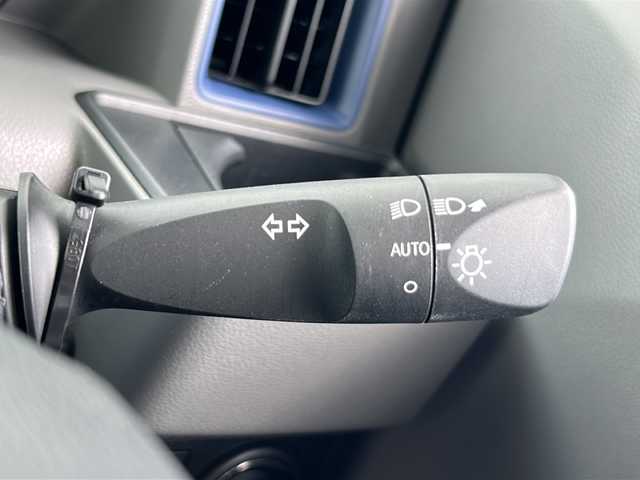 ダイハツ タント X セレクション 岐阜県 2020(令2)年 3.8万km ファイアークォーツレッドM 登録時走行距離：37634km/純正ナビ（NMZK-W70D）/テレビ・Bluetooth・CD・DVD/パノラマビューモニター（全方位カメラ）/片側パワースライドドア/衝突回避支援ブレーキ機能/車線逸脱抑制制御機能/車線逸脱警報機能/ETC/前後コーナーセンサー/LEDヘッドライト/オートライト/フォグライト/布系シート/フルフラットシート/シートヒーター運転席・助手席/ベンチシート/純正フロアマット/背面テーブル/ドアバイザー/純正フロアマット/プッシュスタート/スマートキー/保証書