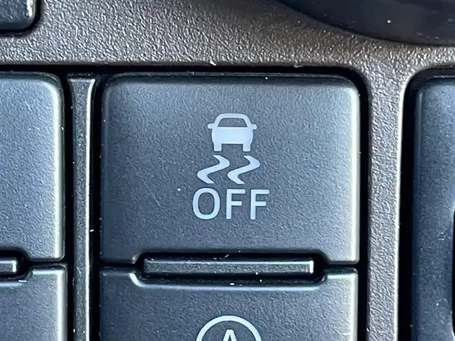 トヨタ ルーミー G コージーエディション 山梨県 2019(令1)年 5.9万km ブライトシルバーM 純正SDナビ/CD/ワンセグTV/バックカメラ/Bluetooth接続/前後ドライブレコーダー/両側パワースライドドア/前席シートヒーター/アイドリングストップ/前後コーナーセンサー/サイドバイザー/取扱説明書/保証書/スペアキー1本