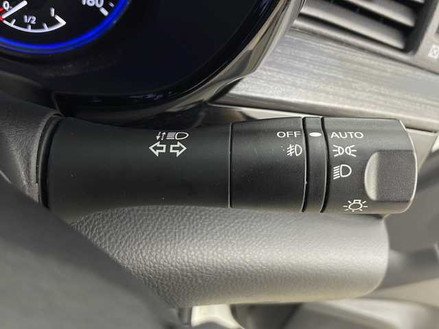 日産 エルグランド 250HWS プレミアム アーバンクロム 秋田県 2021(令3)年 4.4万km ピュアホワイトパール 4WD/ワンオーナー/純正ナビ/(FM/AM/Bluetooth/フルセグTV/DVD/CD）/全方位カメラ/バックカメラ/両側パワースライドドア/電動リアゲート/衝突軽減装置/レーンキープアシスト/レーダークルーズコントロール/横滑り防止装置/コーナーセンサー/ブラインドアシストスポット/ビルトインETC/ドライブレコーダー/フリップダウンモニター/前席シートヒーター/前席パワーシート/電動格納ミラー/LEDヘッドライト/オートライト/革巻きステアリング/プッシュスタート/スマートキー/スペアキー/純正アルミホイール/純正フロアマット