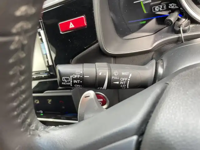 ホンダ フィット ハイブリット Sパッケージ 青森県 2015(平27)年 3.4万km クリスタルブラックパール ・4WD/・純正ナビ/・Bluetooth/・フルセグTV/・バックカメラ/・衝突軽減ブレーキ/・パドルシフト/・プッシュスタート/・スマートキー/・USB端子/・LEDヘッドライト/・純正15AW/・オートライト/・保証書・取説あり