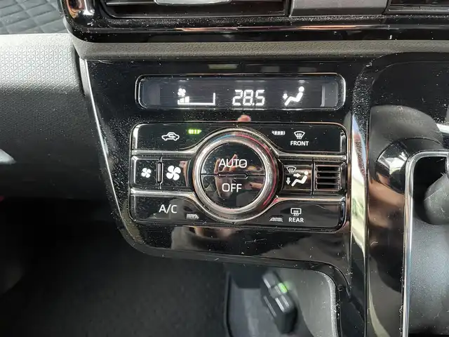 ダイハツ タント カスタム X セレクション 島根県 2020(令2)年 11万km シャイニングホワイトパール ワンオーナー　/純正９型ＳＤナビ　/フルセグTV　/ＤＶＤ再生　/Ｂｌｕｅｔｏｏｔｈ接続　/バックカメラ　/ビルトインＥＴＣ　/純正前方ドライブレコーダー/両側パワースライドドア　/衝突軽減ブレーキ/レーンアシスト/前席シートヒーター　/前方コーナーセンサー　/スマートキー/純正LEDヘッドライト　/純正１４インチアルミホイール/純正フロアマット　/保証書/取扱説明書/スペアキー1本