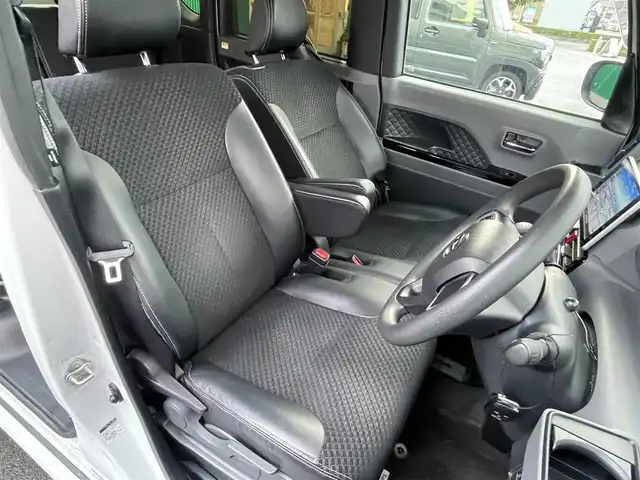 ダイハツ タント カスタム X セレクション 島根県 2020(令2)年 11万km シャイニングホワイトパール ワンオーナー　/純正９型ＳＤナビ　/フルセグTV　/ＤＶＤ再生　/Ｂｌｕｅｔｏｏｔｈ接続　/バックカメラ　/ビルトインＥＴＣ　/純正前方ドライブレコーダー/両側パワースライドドア　/衝突軽減ブレーキ/レーンアシスト/前席シートヒーター　/前方コーナーセンサー　/スマートキー/純正LEDヘッドライト　/純正１４インチアルミホイール/純正フロアマット　/保証書/取扱説明書/スペアキー1本