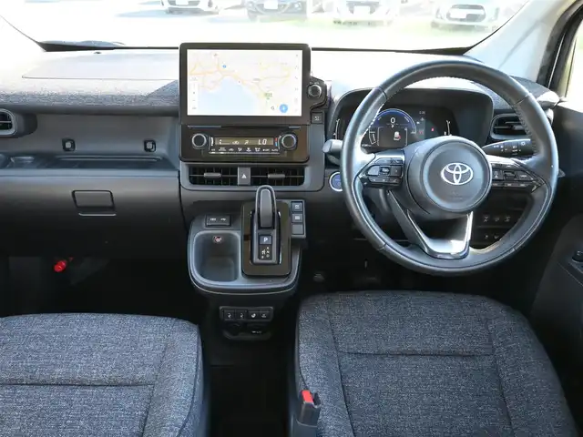 トヨタ シエンタ ハイブリッド Z 千葉県 2023(令5)年 5.8万km ホワイトパールクリスタルシャイン 185/65R15/Toyota Safety Sense/・プリクラッシュセーフティ/・レーンディパーチャーアラート/・オートハイビーム/・レーダークルーズコントロール/両側パワースライドドア/純正コネクティッドナビ/地デジTV/【Apple CarPlay　Android Auto対応】/【Bluetooth接続】/パノラミックビューモニター/フリップダウンモニター（V12T-R72C）/前席シートヒーター/革巻きステアリング/ステアリングスイッチ/ETC（2.0）/LEDヘッドライト/クリアランスソナー/純正15インチアルミホイル/サイド/カーテンエアバッグ/スマートキー