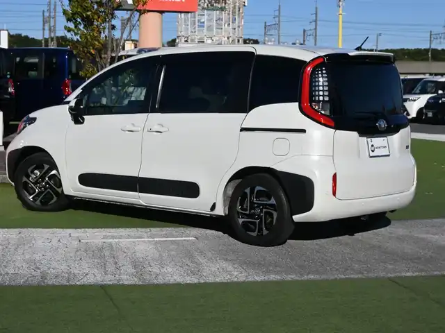 トヨタ シエンタ ハイブリッド Z 千葉県 2023(令5)年 5.8万km ホワイトパールクリスタルシャイン 185/65R15/Toyota Safety Sense/・プリクラッシュセーフティ/・レーンディパーチャーアラート/・オートハイビーム/・レーダークルーズコントロール/両側パワースライドドア/純正コネクティッドナビ/地デジTV/【Apple CarPlay　Android Auto対応】/【Bluetooth接続】/パノラミックビューモニター/フリップダウンモニター（V12T-R72C）/前席シートヒーター/革巻きステアリング/ステアリングスイッチ/ETC（2.0）/LEDヘッドライト/クリアランスソナー/純正15インチアルミホイル/サイド/カーテンエアバッグ/スマートキー