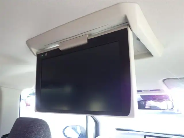 トヨタ シエンタ ハイブリッド Z 千葉県 2023(令5)年 5.8万km ホワイトパールクリスタルシャイン 185/65R15/Toyota Safety Sense/・プリクラッシュセーフティ/・レーンディパーチャーアラート/・オートハイビーム/・レーダークルーズコントロール/両側パワースライドドア/純正コネクティッドナビ/地デジTV/【Apple CarPlay　Android Auto対応】/【Bluetooth接続】/パノラミックビューモニター/フリップダウンモニター（V12T-R72C）/前席シートヒーター/革巻きステアリング/ステアリングスイッチ/ETC（2.0）/LEDヘッドライト/クリアランスソナー/純正15インチアルミホイル/サイド/カーテンエアバッグ/スマートキー