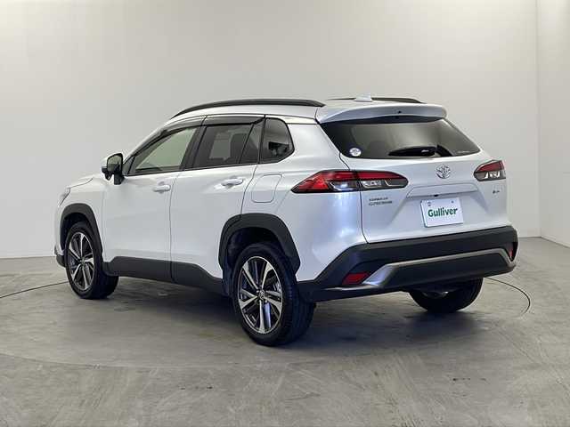 トヨタ カローラ クロス ハイブリッド Z 栃木県 2024(令6)年 1万km プラチナホワイトパールマイカ セーフティセンス/・プリクラッシュセーフティ/・レーントレーシングアシスト/・レーンディパーチャーアラート/・レーダークルーズコントロール/・オートマチックハイビーム/・ロードサインアシスト/・プロアクティブドライビングアシスト/・発進遅れ告知機能/パーキングサポートブレーキ/8インチディスプレイオーディオ/ Bluetooth/フルセTV/HDMI/Miracast/ AppleCarPlay/AndroidAuto/バッククカメラ/ビルトインETC2.0/パワーバックドア/ブラインドスポットモニター/運転席パワーシート/シートヒーター/革巻きステアリング/ステアリングスイッチ/ワイヤレス充電ポート/電動パーキングブレーキ/ブレーキホールド/オートLEDヘッドランプ/LEDシーケンシャルウィンカー/フォグランプ/スマートキー＆プッシュスタート/電動格納ウィンカーミラー/純正18インチAW/取扱説明書