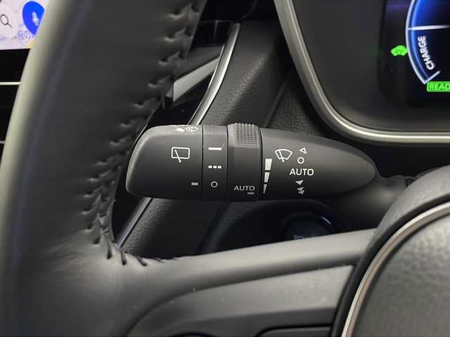 トヨタ カローラ クロス ハイブリッド Z 栃木県 2024(令6)年 1万km プラチナホワイトパールマイカ セーフティセンス/・プリクラッシュセーフティ/・レーントレーシングアシスト/・レーンディパーチャーアラート/・レーダークルーズコントロール/・オートマチックハイビーム/・ロードサインアシスト/・プロアクティブドライビングアシスト/・発進遅れ告知機能/パーキングサポートブレーキ/8インチディスプレイオーディオ/ Bluetooth/フルセTV/HDMI/Miracast/ AppleCarPlay/AndroidAuto/バッククカメラ/ビルトインETC2.0/パワーバックドア/ブラインドスポットモニター/運転席パワーシート/シートヒーター/革巻きステアリング/ステアリングスイッチ/ワイヤレス充電ポート/電動パーキングブレーキ/ブレーキホールド/オートLEDヘッドランプ/LEDシーケンシャルウィンカー/フォグランプ/スマートキー＆プッシュスタート/電動格納ウィンカーミラー/純正18インチAW/取扱説明書