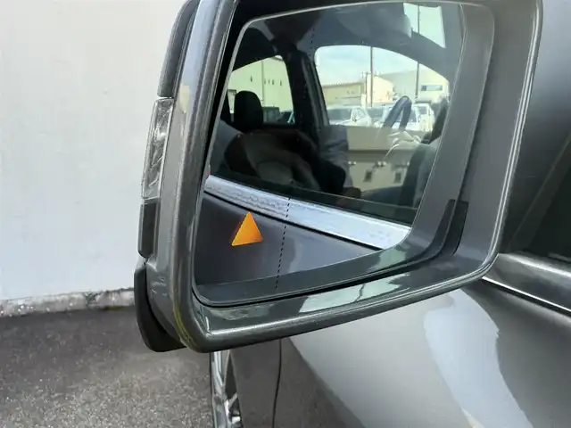 メルセデス・ベンツ Ｂ１８０ スポーツ 愛知県 2015(平27)年 7.4万km マウンテングレー /純正HDDナビ//AM/FM/CD/DVD/BT//フルセグ/SD/USB//レーダーセーフティパッケージ//プリクラッシュセーフティー//ブラインドスポットモニター//レーダークルーズコントロール//レーンキープアシスト//AMGライン//ETC//D・N席メモリ付きパワーシート//シートヒーター//オートLEDヘッドライト//フォグランプ//リヤフォグランプ//オートリトラクタブルウィンカーミラー//オートワイパー//パドルシフト//ステアリングスイッチ//照明付きバニティミラー//スペアキー//取扱説明書//保証書