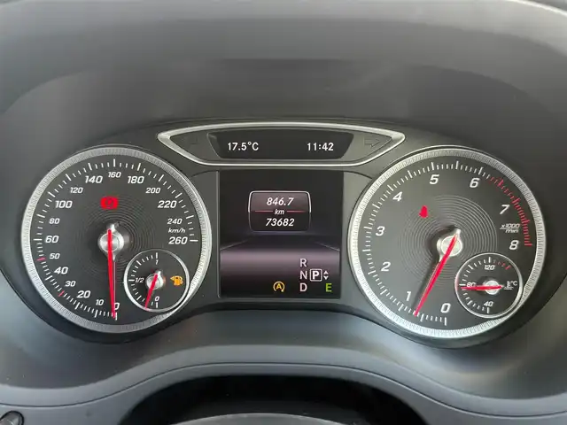 メルセデス・ベンツ Ｂ１８０ スポーツ 愛知県 2015(平27)年 7.4万km マウンテングレー /純正HDDナビ//AM/FM/CD/DVD/BT//フルセグ/SD/USB//レーダーセーフティパッケージ//プリクラッシュセーフティー//ブラインドスポットモニター//レーダークルーズコントロール//レーンキープアシスト//AMGライン//ETC//D・N席メモリ付きパワーシート//シートヒーター//オートLEDヘッドライト//フォグランプ//リヤフォグランプ//オートリトラクタブルウィンカーミラー//オートワイパー//パドルシフト//ステアリングスイッチ//照明付きバニティミラー//スペアキー//取扱説明書//保証書