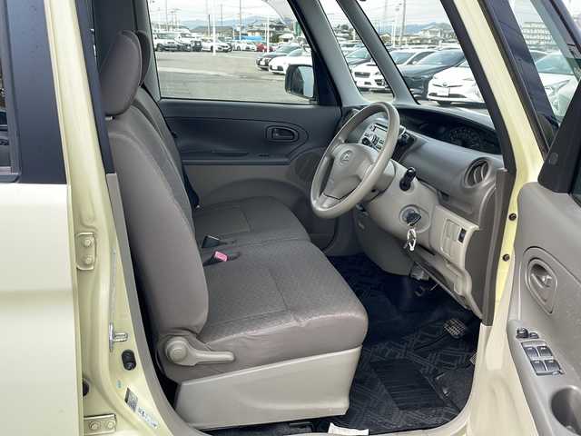 ダイハツ タント スローパー リアシート付き仕様 徳島県 2011(平23)年 12.5万km コットンアイボリー 福祉車両/片側スライドドア/純正フロアマット/純正ドアバイザー/ベンチシート/純正オーディオ　（ラジオ/CD/AUX）/電動格納ミラー/ハロゲンヘッドライト/スペアキー/新車時保証書/取扱説明書