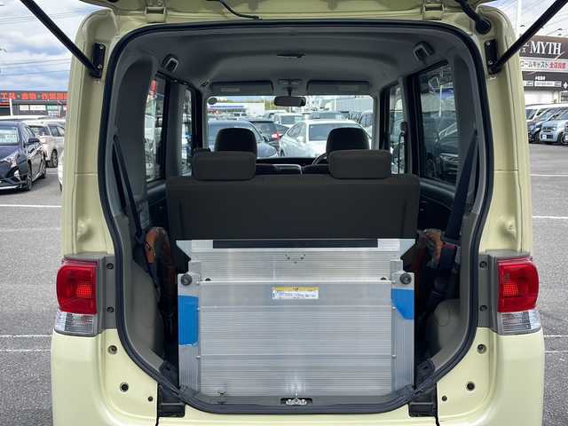 ダイハツ タント スローパー リアシート付き仕様 徳島県 2011(平23)年 12.5万km コットンアイボリー 福祉車両/片側スライドドア/純正フロアマット/純正ドアバイザー/ベンチシート/純正オーディオ　（ラジオ/CD/AUX）/電動格納ミラー/ハロゲンヘッドライト/スペアキー/新車時保証書/取扱説明書