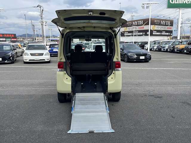 ダイハツ タント スローパー リアシート付き仕様 徳島県 2011(平23)年 12.5万km コットンアイボリー 福祉車両/片側スライドドア/純正フロアマット/純正ドアバイザー/ベンチシート/純正オーディオ　（ラジオ/CD/AUX）/電動格納ミラー/ハロゲンヘッドライト/スペアキー/新車時保証書/取扱説明書